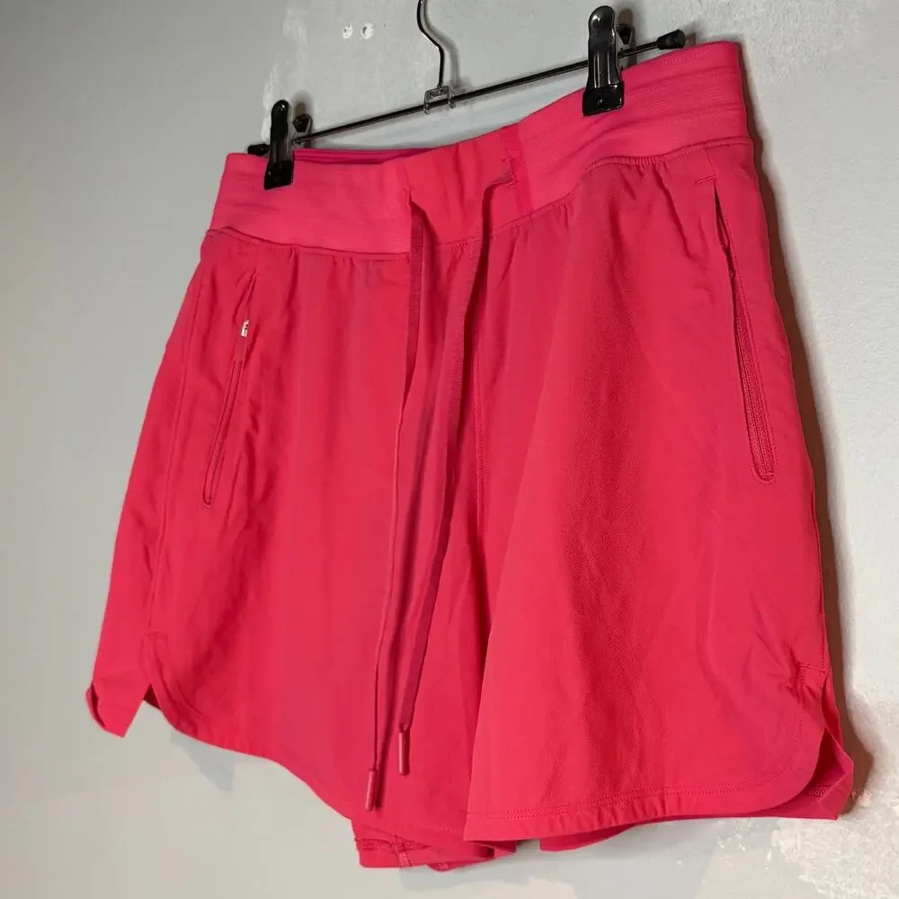 Lululemon license to train high rise short 4